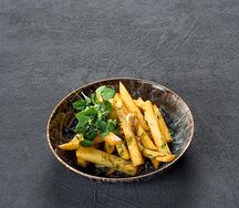 Картофель жареный с луком и чесноком