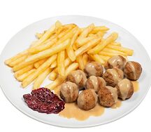Куриные фрикадельки с картофелем фри