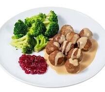 Брокколи с куриными фрикадельками
