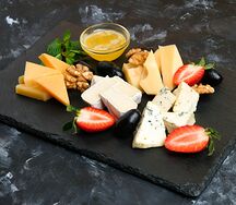 Сырная тарелка