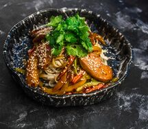 Вок Лапша с курицей