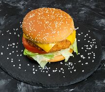 Фишбургер с семгой