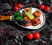 Шашлык из cвинoй шейки