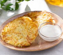 Драники картофельные со сметаной