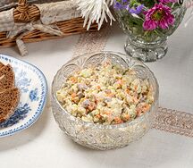 Оливье с копченой курицей