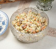 Оливье с копченой курицей