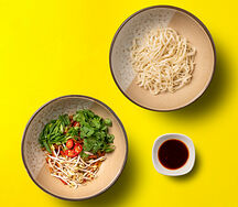 Вок с говядиной, лапшой удон и соусом терияки