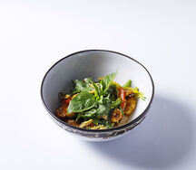 Куриная грудка с овощами