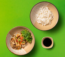 С морепродуктами, рисовой лапшой и устричным соусом