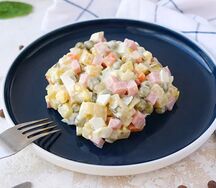 Оливье с ветчиной