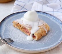 Штрудель ягодный