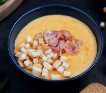 Сырный суп с беконом