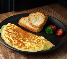 Омлет с ветчиной и сыром