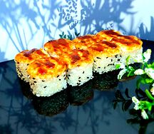 Ролл Спайси с угрем