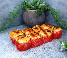 Ролл спайси со снежным крабом