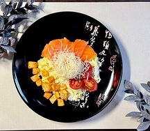 Цезарь со слабосолёным лососем