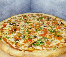 Пицца куриная с грибами