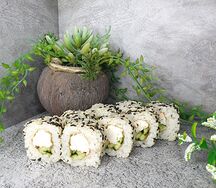 Ролл Калифорния Маки