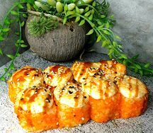 Ролл запеченный сливочный с лососем