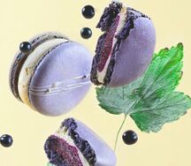 Десерт Macarons смородина Big