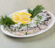 Сельдь с луком