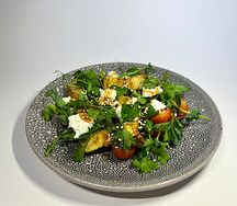 Салат с хрустящими баклажанами