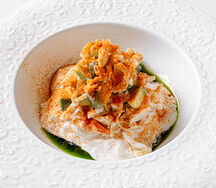 Тартар из камчатского краба со страчателлой