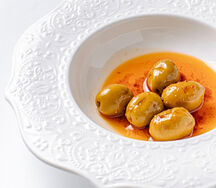 Оливки в перечном конфитюре