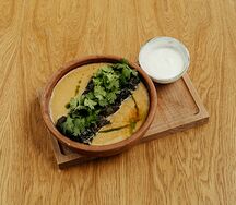 Долма с мацони и перечным соусом