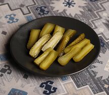 Огурцы корнишоны маринованные