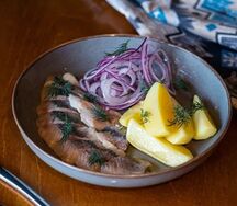 Сельдь с картофелем