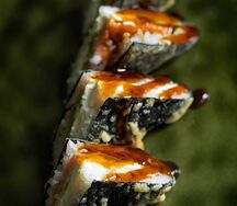 Ролл конверт с лососем