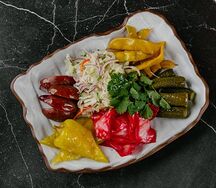 Хрустящие соленья из бочки