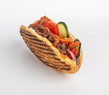 Булка с говядиной