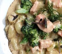 Ньокки Лосось и брокколи