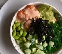 Боул с лососем