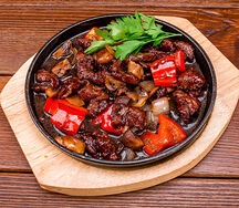 Телятина, утомленная овощами
