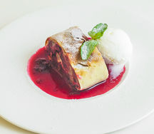 Вишневый штрудель