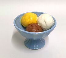 Мороженое Сливочно-вишневое