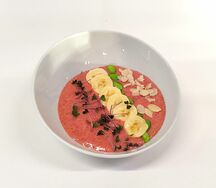 Смузи-боул Клубника, банан и эдамаме