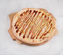 Пицца с курицей и соусом терияки