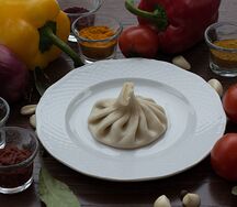 Хинкали со шпинатом и сыром