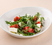 Салат Капрезе с маслом