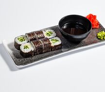 Ролл с огурцом
