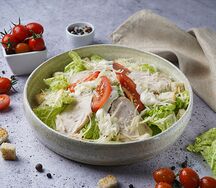 Салат с куриным филе