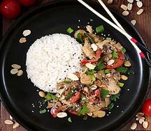 Курица по-азиатски в ореховом соусе