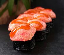 Запеченный ролл Buon с копченой курицей
