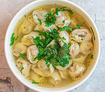 Д Пельмени с белым бульоном