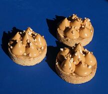 Banana & Peanut tart 