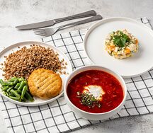 Шницель с гречкой, салат столичный и борщ